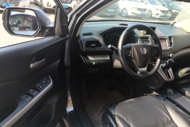 Used Honda CR-V 2013 2.4L four-wheel drive luxury version Interior 3