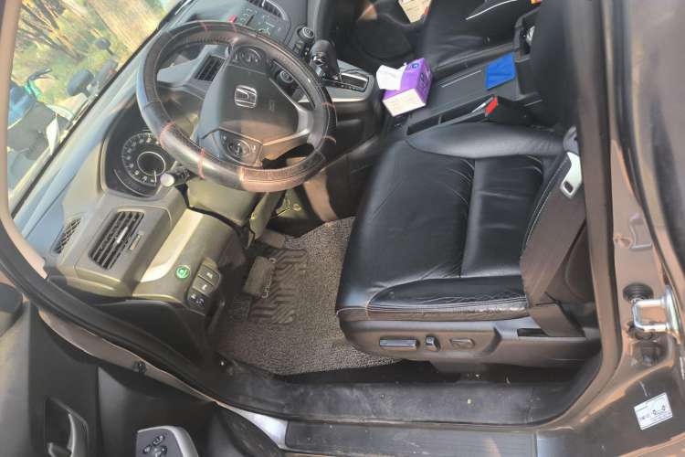 Used Honda CR-V 2013 2.4L four-wheel drive luxury version Left Front Seat