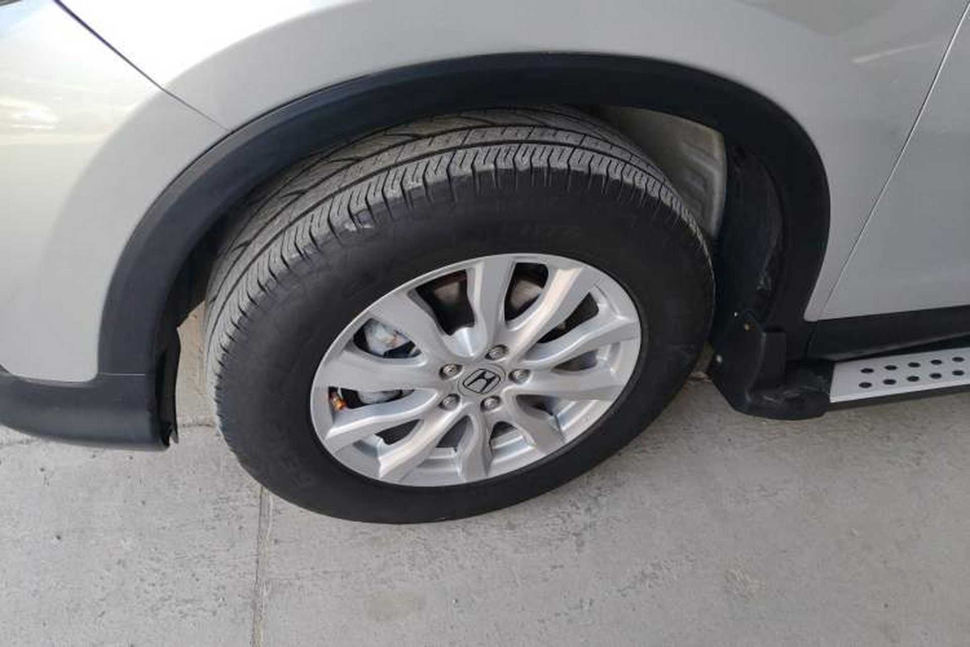 Used Honda CR-V 2013 2.0L 2WD Classic Edition Left Front Wheel Hub