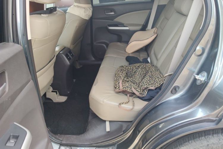 Used Honda CR-V 2013 2.4L two-wheel drive luxury version Left Rear Seat