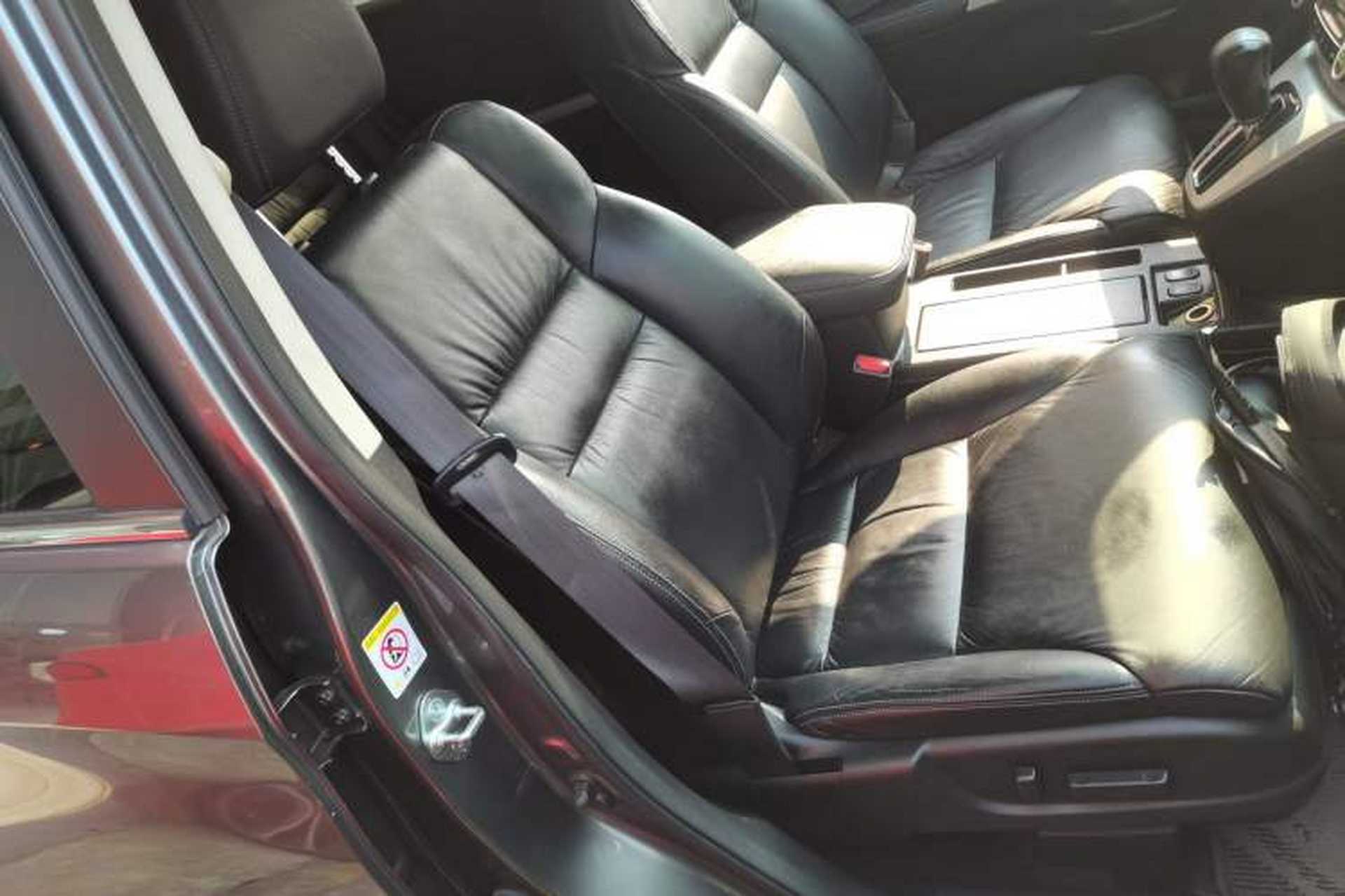 Used Honda CR-V 2013 2.4L four-wheel drive luxury version Right Front Seat