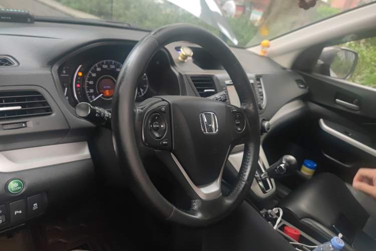 Used Honda CR-V 2013 2.4L four-wheel drive luxury version Steering Wheel