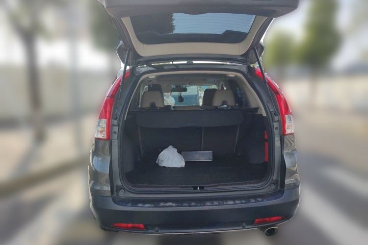 Used Honda CR-V 2013 2.4L two-wheel drive luxury version Trunk