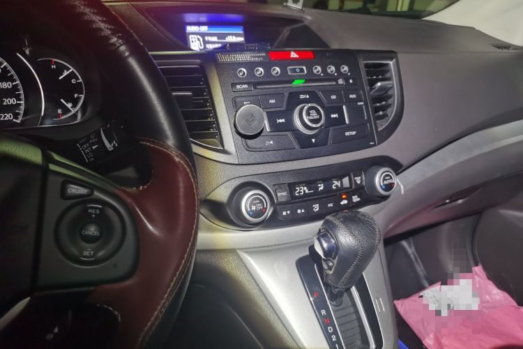 Used Honda CR-V 2013 2.4L two-wheel drive luxury version Audio And AC Panel