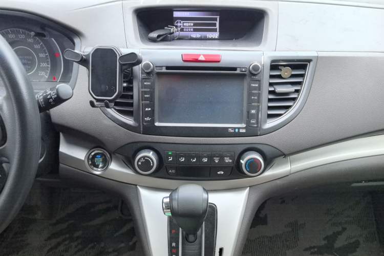 Used Honda CR-V 2013 2.0L 2WD Classic Edition Audio And AC Panel