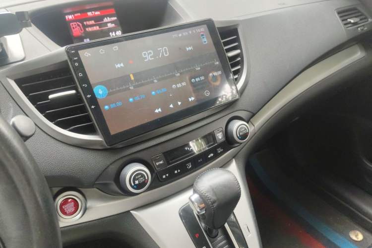 Used Honda CR-V 2013 2.4L four-wheel drive luxury version Audio And AC Panel