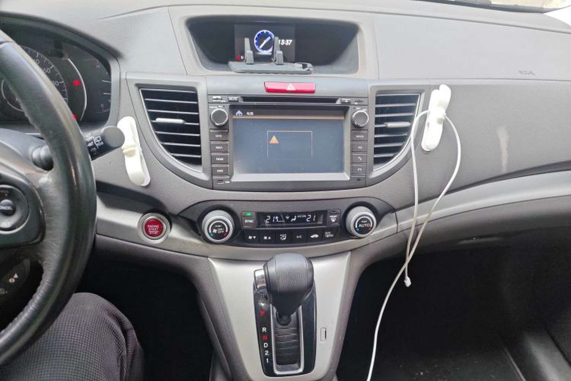 Used Honda CR-V 2013 2.4L two-wheel drive luxury version Audio And AC Panel