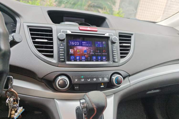 Used Honda CR-V 2013 2.0L 2WD Classic Edition Audio And AC Panel