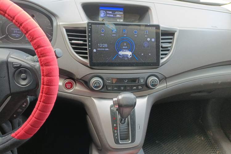 Used Honda CR-V 2013 2.4L four-wheel drive luxury version Audio And AC Panel