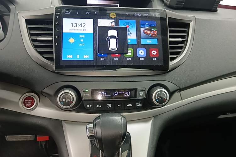 Used Honda CR-V 2013 2.4L two-wheel drive luxury version Audio And AC Panel