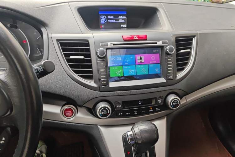 Used Honda CR-V 2013 2.4L two-wheel drive luxury version Audio And AC Panel