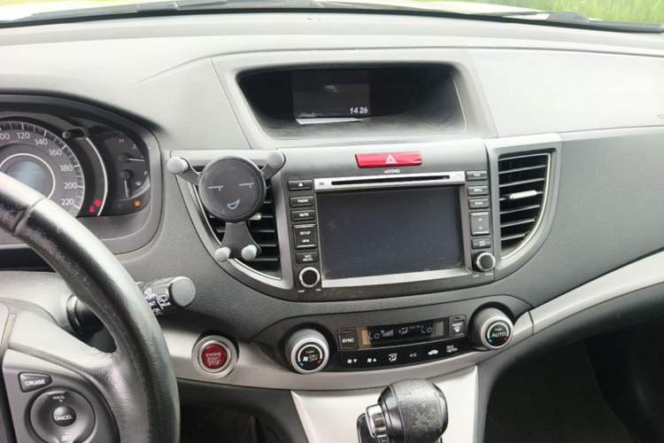 Used Honda CR-V 2013 2.4L two-wheel drive luxury version Audio And AC Panel
