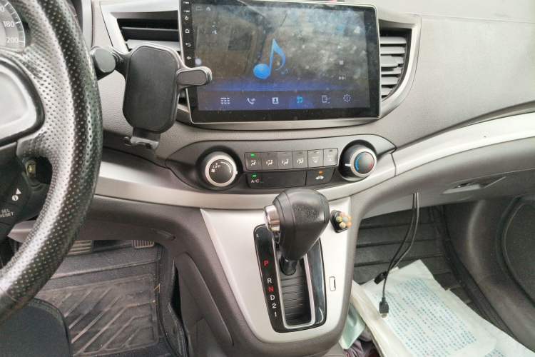 Used Honda CR-V 2013 2.0L 2WD Classic Edition Audio And AC Panel