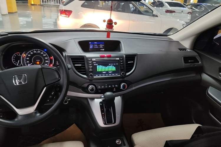 Used Honda CR-V 2013 2.0L 2WD Classic Edition Audio And AC Panel