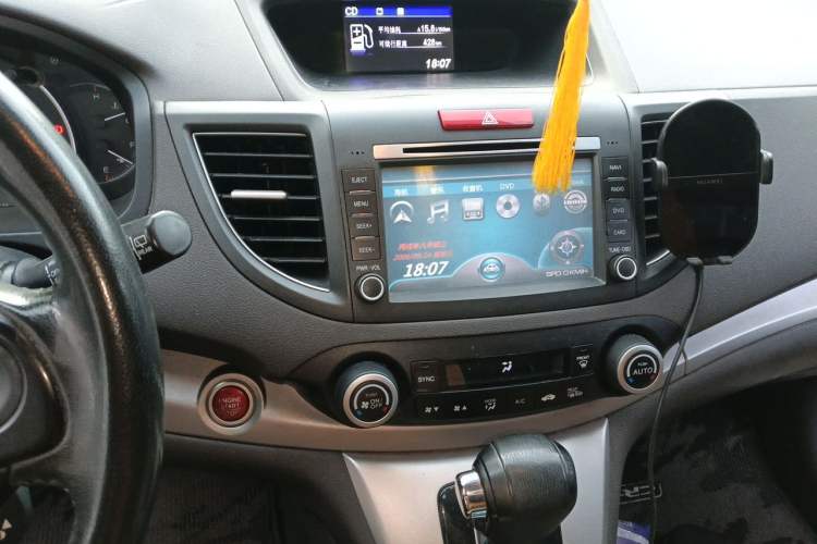 Used Honda CR-V 2013 2.4L two-wheel drive luxury version Audio And AC Panel