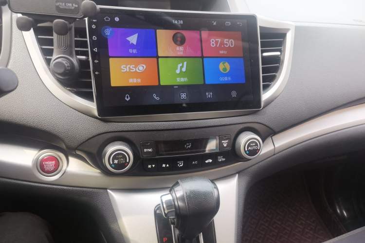 Used Honda CR-V 2013 2.4L four-wheel drive luxury version Audio And AC Panel