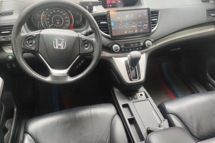 Used Honda CR-V 2013 2.4L four-wheel drive luxury version Center Console