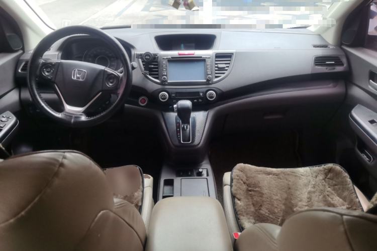 Used Honda CR-V 2013 2.4L four-wheel drive luxury version Center Console