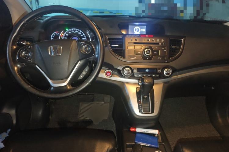 Used Honda CR-V 2013 2.4L four-wheel drive luxury version Center Console