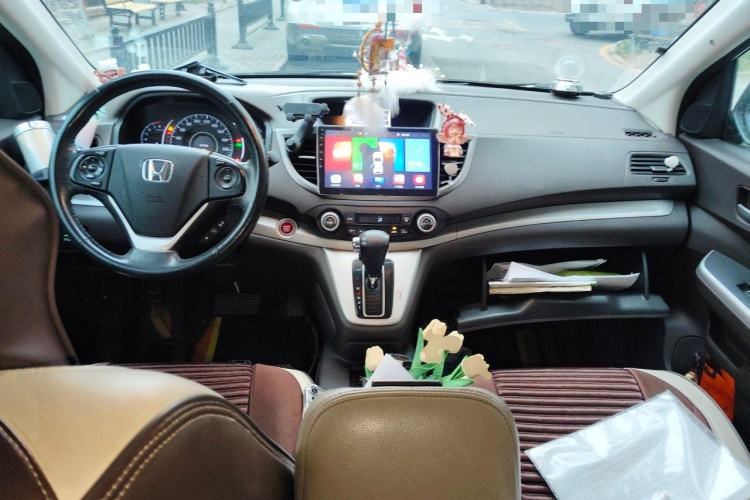 Used Honda CR-V 2013 2.4L four-wheel drive luxury version Center Console
