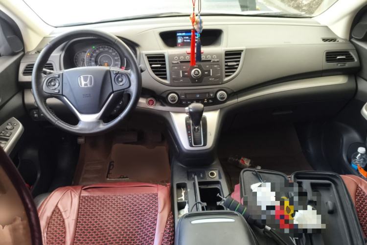 Used Honda CR-V 2013 2.4L four-wheel drive luxury version Center Console