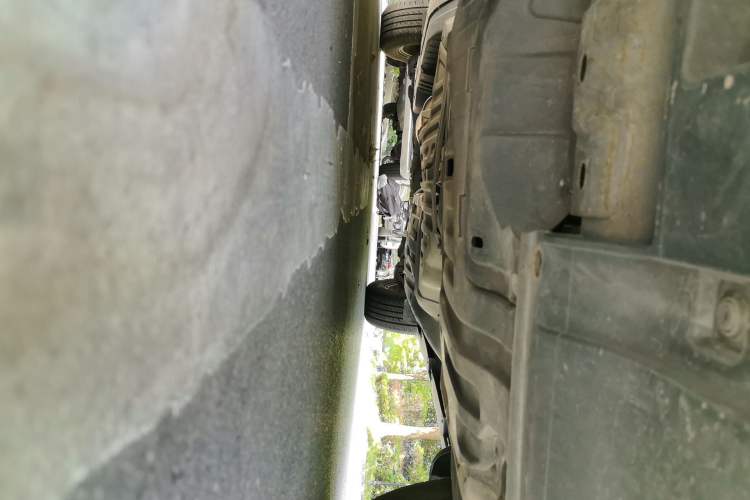 Used Honda CR-V 2013 2.4L two-wheel drive luxury version Chassis Front