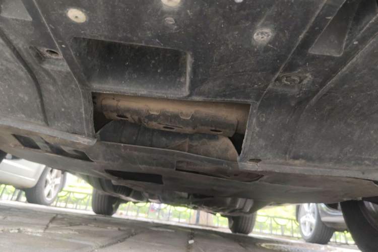 Used Honda CR-V 2013 2.4L four-wheel drive luxury version Chassis Front