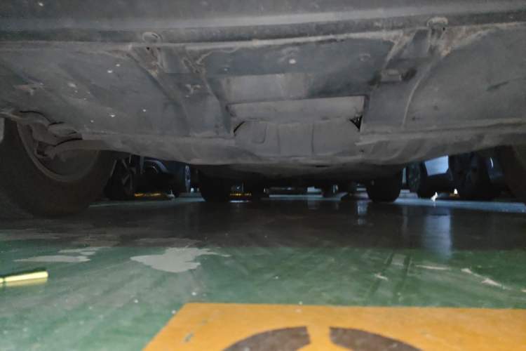 Used Honda CR-V 2013 2.4L four-wheel drive luxury version Chassis Front