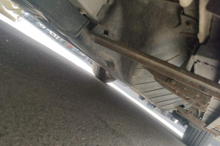Used Honda CR-V 2013 2.0L 2WD Classic Edition Chassis Front Left