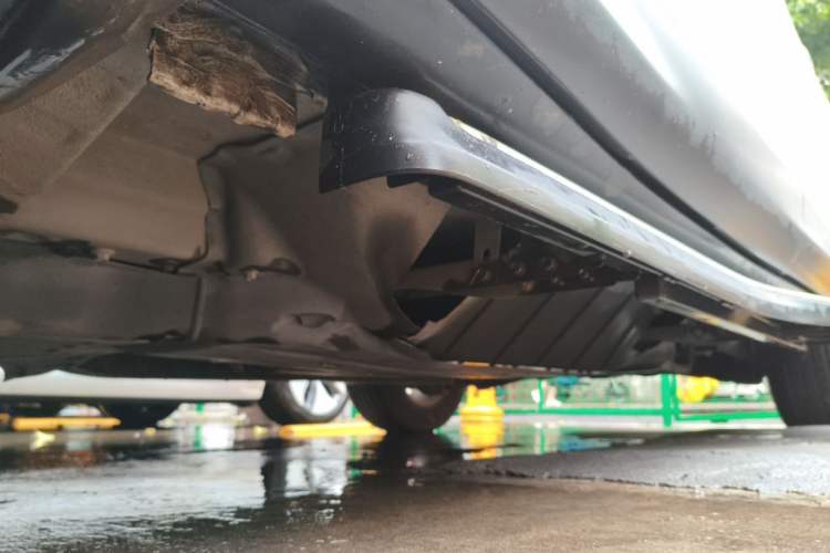 Used Honda CR-V 2013 2.4L four-wheel drive luxury version Chassis Front Left