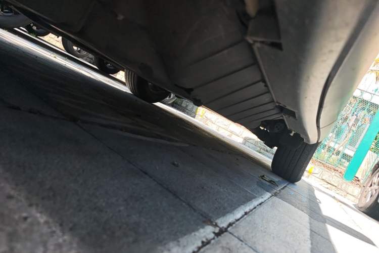 Used Honda CR-V 2013 2.4L two-wheel drive luxury version Chassis Front Left