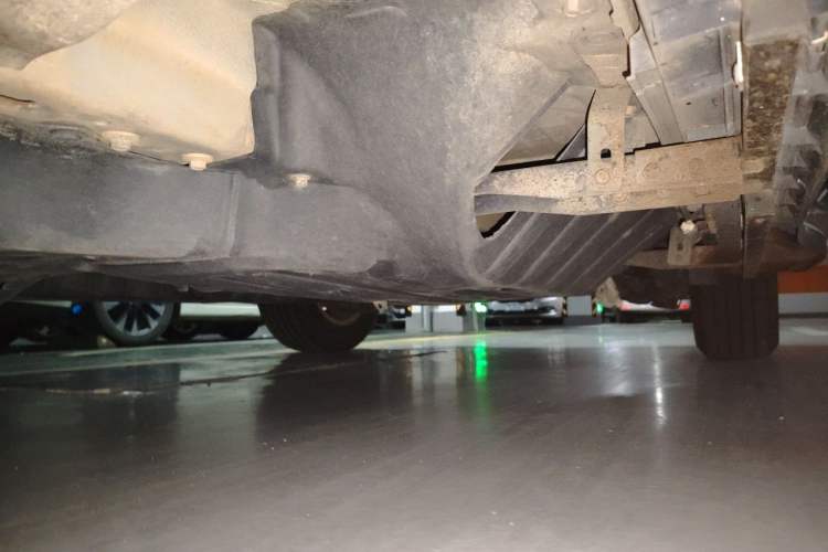 Used Honda CR-V 2013 2.4L two-wheel drive luxury version Chassis Front Left