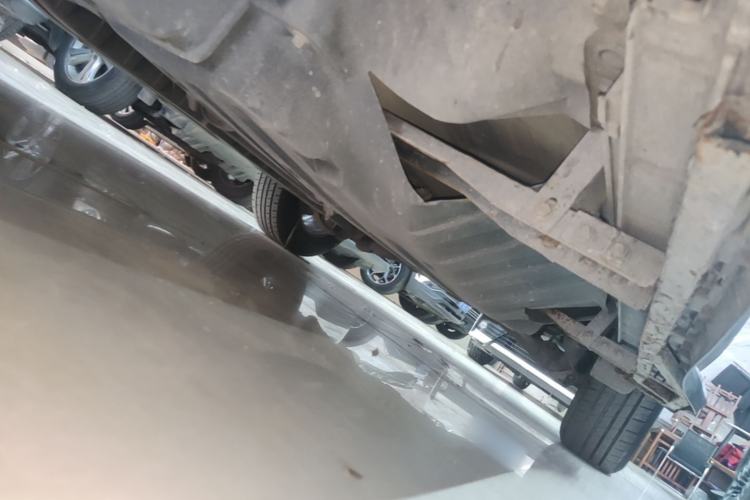 Used Honda CR-V 2013 2.4L two-wheel drive luxury version Chassis Front Left