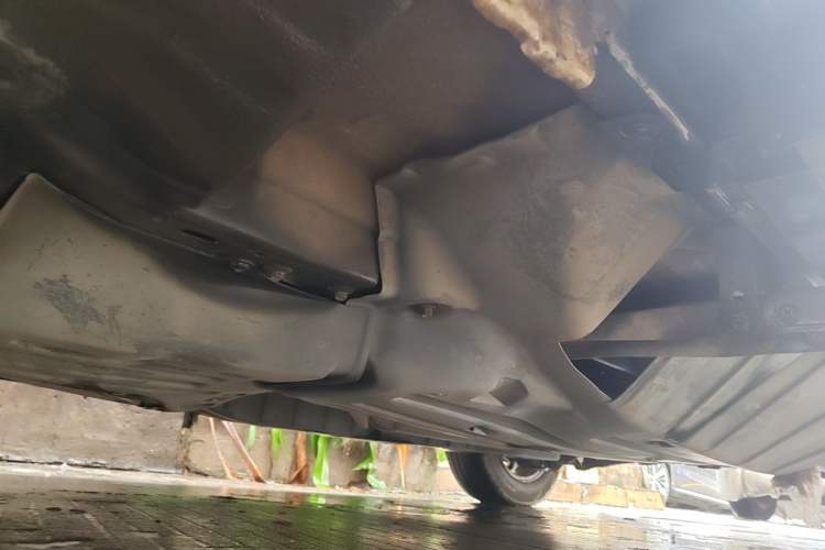 Used Honda CR-V 2013 2.4L four-wheel drive luxury version Chassis Front Left