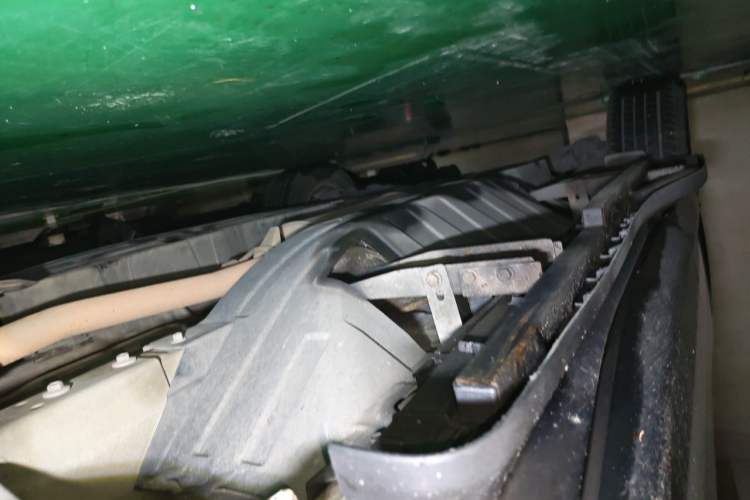 Used Honda CR-V 2013 2.4L two-wheel drive luxury version Chassis Front Right