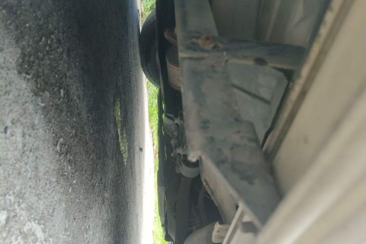 Used Honda CR-V 2013 2.4L four-wheel drive luxury version Chassis Front Right