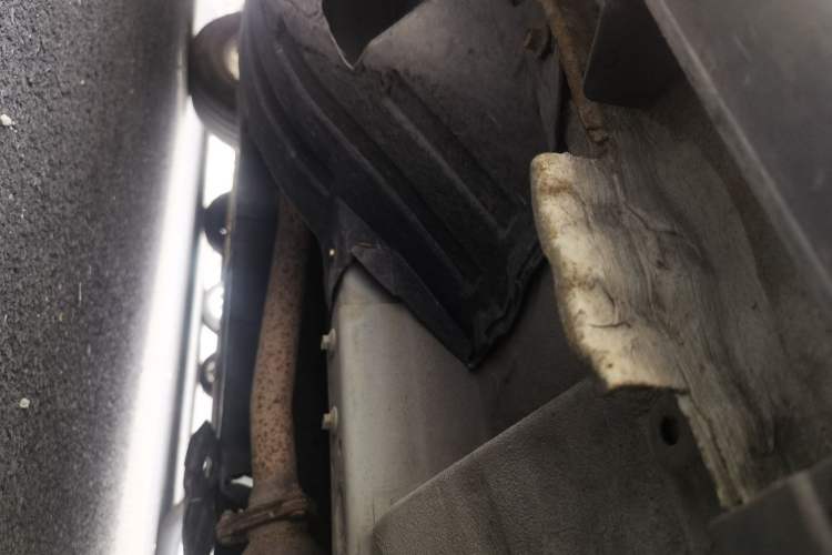 Used Honda CR-V 2013 2.4L four-wheel drive luxury version Chassis Front Right