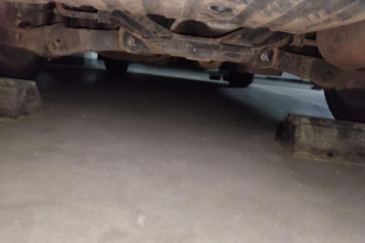 Used Honda CR-V 2013 2.4L two-wheel drive luxury version Chassis Rear
