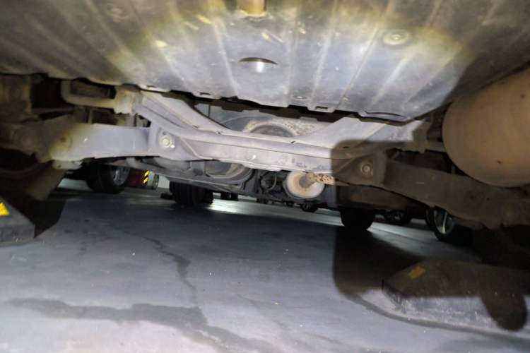 Used Honda CR-V 2013 2.0L 2WD Classic Edition Chassis Rear