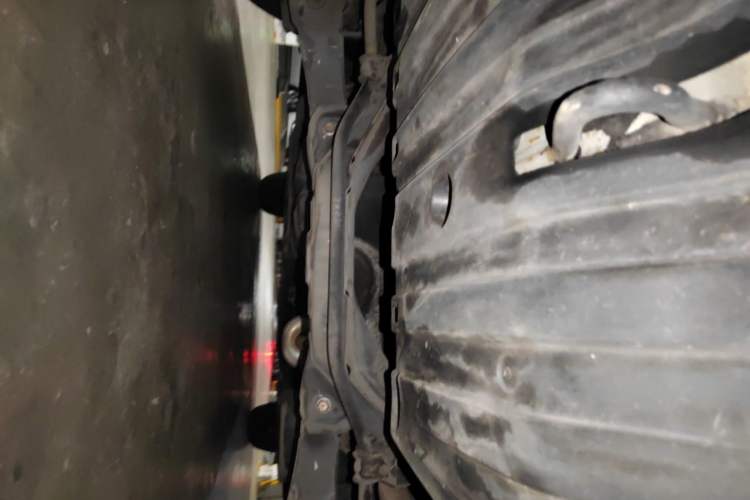 Used Honda CR-V 2013 2.4L two-wheel drive luxury version Chassis Rear