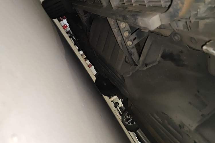 Used Honda CR-V 2013 2.4L four-wheel drive luxury version Chassis Rear Left
