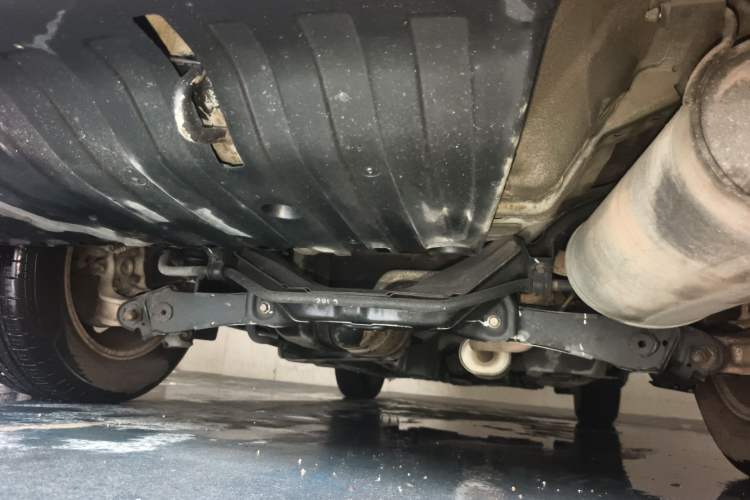 Used Honda CR-V 2013 2.0L 2WD Classic Edition Chassis Rear