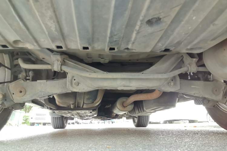 Used Honda CR-V 2013 2.4L two-wheel drive luxury version Chassis Rear