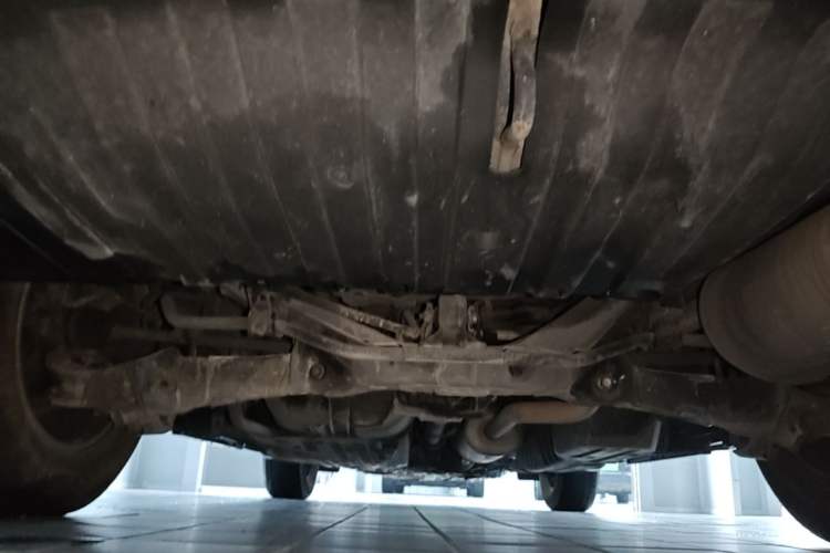 Used Honda CR-V 2013 2.4L four-wheel drive luxury version Chassis Rear
