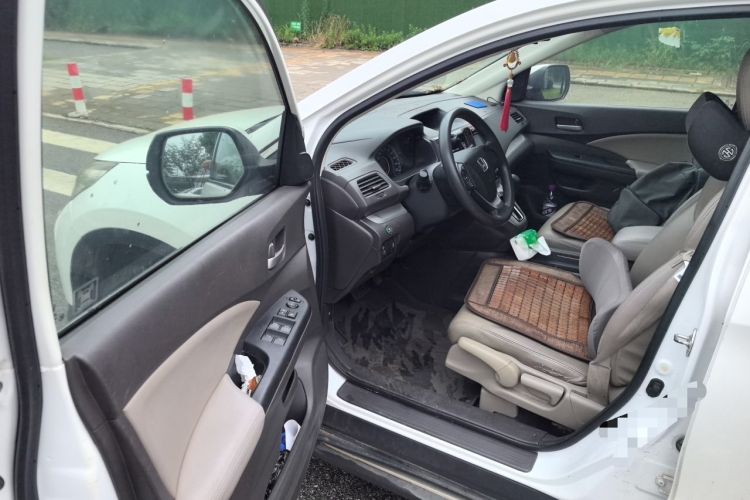 Used Honda CR-V 2013 2.0L 2WD Classic Edition Driver Seat