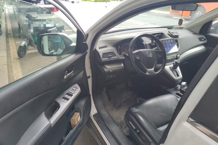Used Honda CR-V 2013 2.4L two-wheel drive luxury version Driver Seat