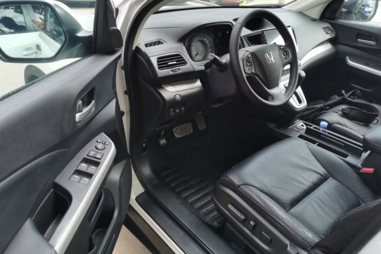 Used Honda CR-V 2013 2.4L two-wheel drive luxury version Driver Seat