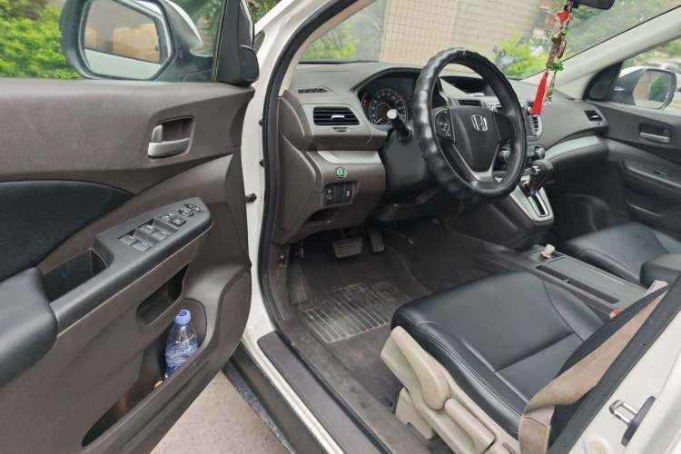 Used Honda CR-V 2013 2.0L 2WD Classic Edition Driver Seat