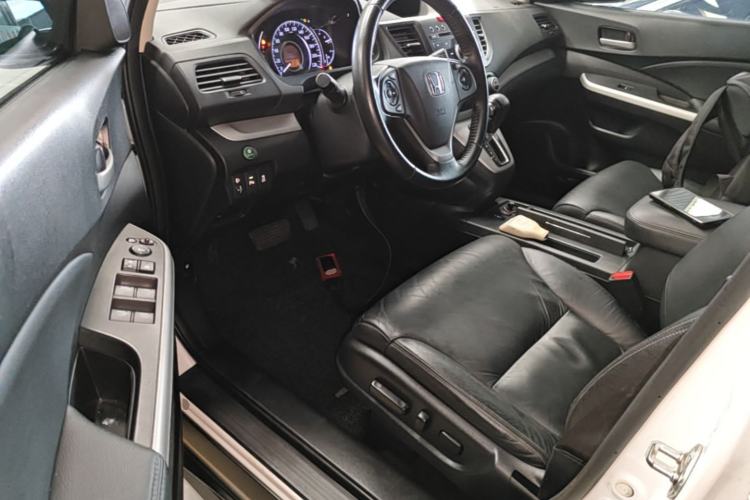Used Honda CR-V 2013 2.4L two-wheel drive luxury version Driver Seat