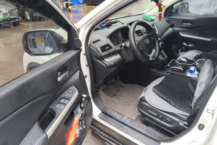 Used Honda CR-V 2013 2.4L four-wheel drive luxury version Driver Seat